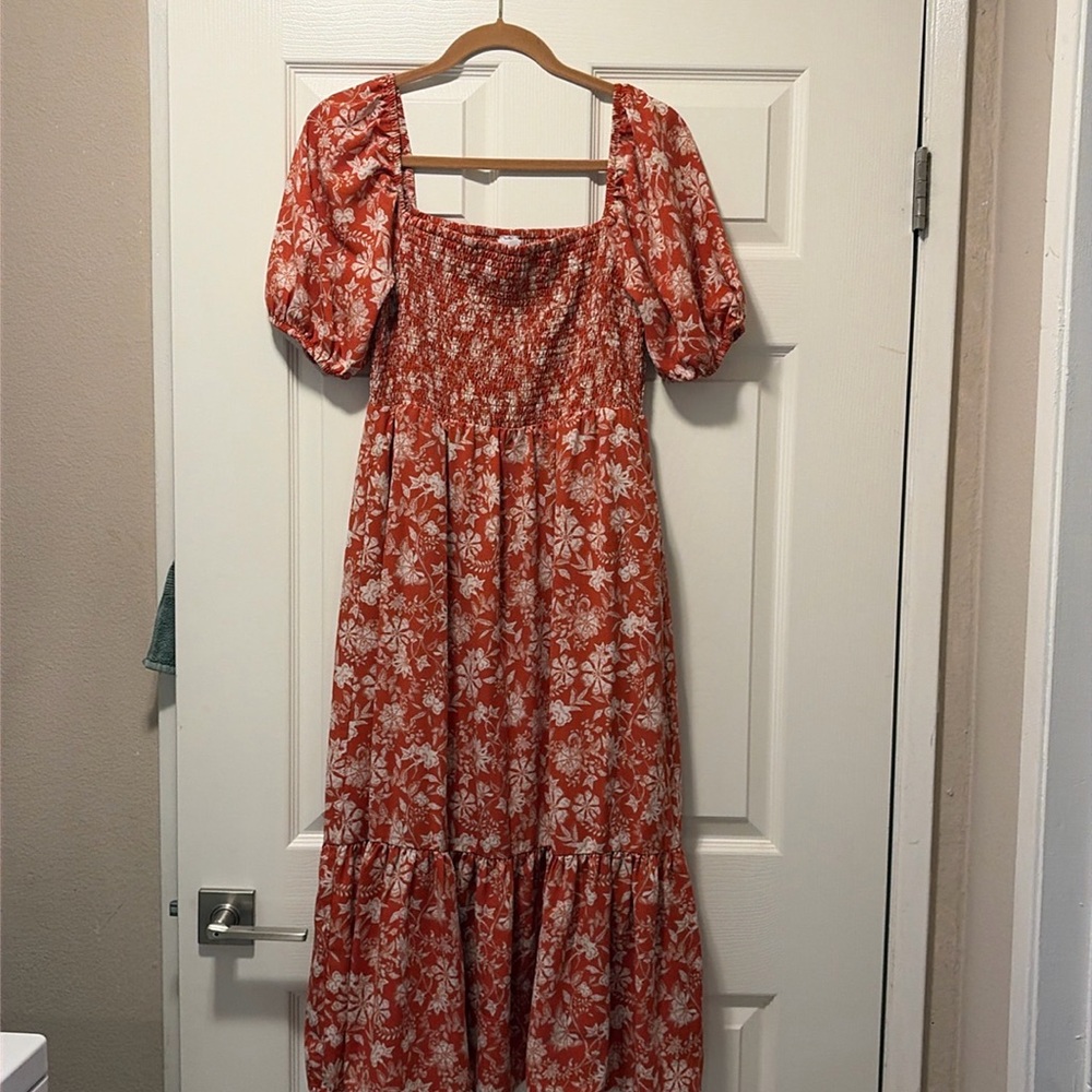 Melrose and Market Orange short sleeve maxi dress.